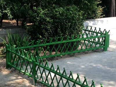 仿竹草坪護欄