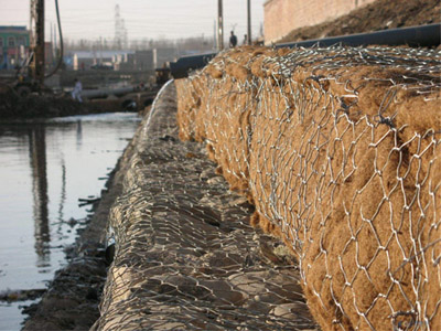 石籠網(wǎng)安裝實(shí)拍